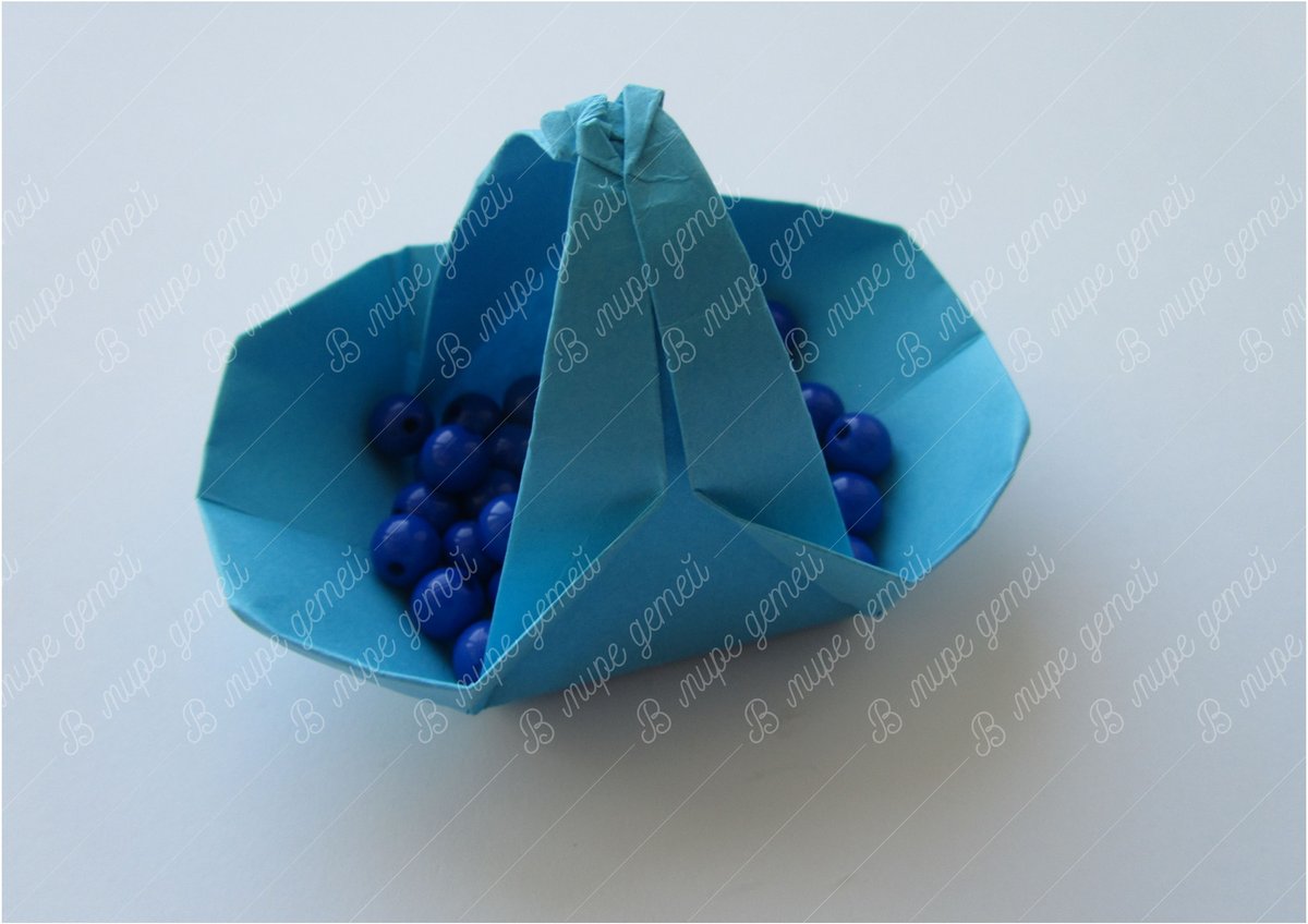 Мастер-класс «Бумажная корзинка в технике оригами»
